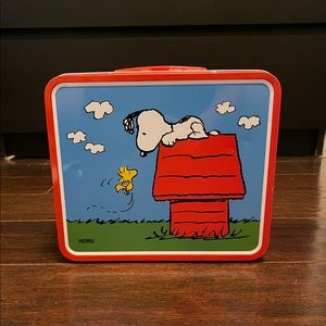 Snoopy & Woodstock Tin Lunchbox